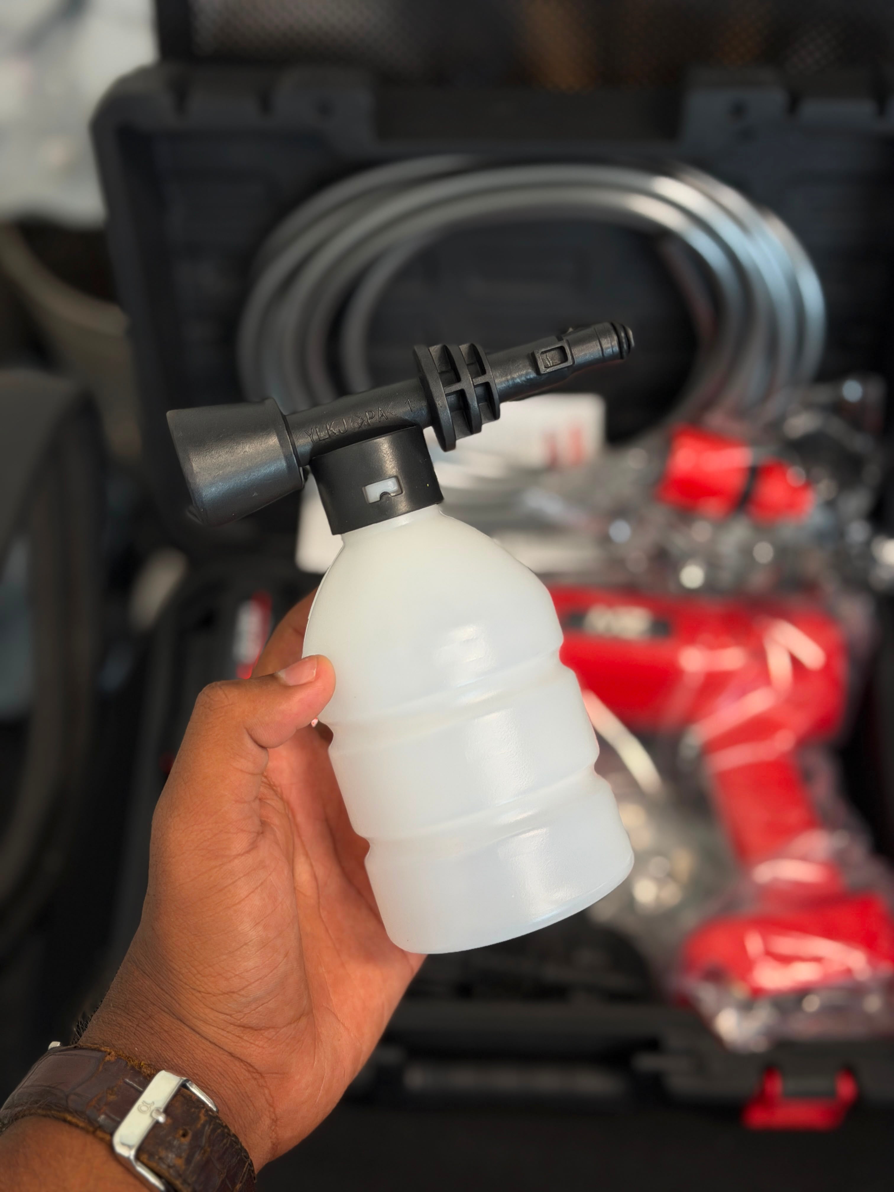 AMZ WG09 Portable Cordless Spray Gun – 18.5V Battery Powered Pressure Washer